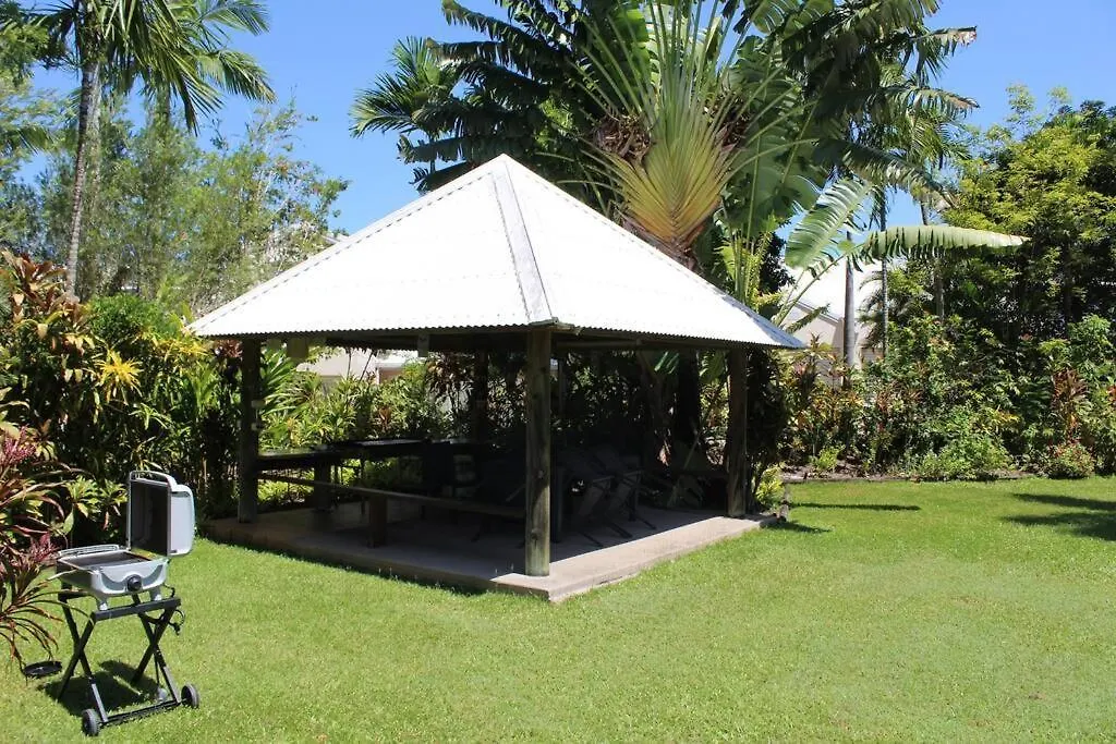 Tropical 2 Bedroom 2 Bath Villa With Private Pool Palm Cove 0*,