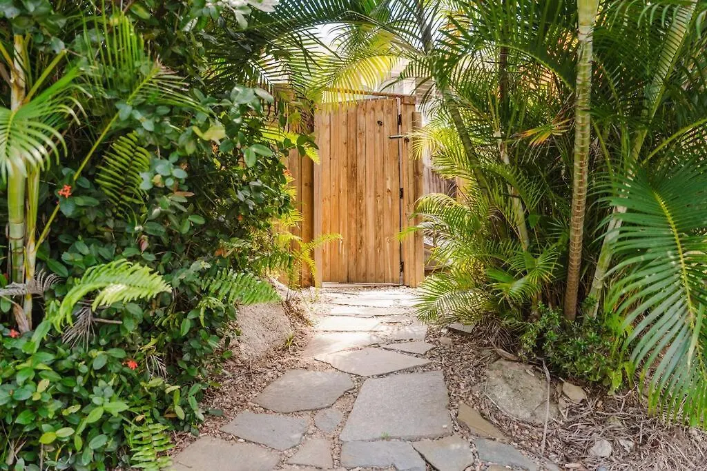 Tropical 2 Bedroom 2 Bath Villa With Private Pool Palm Cove